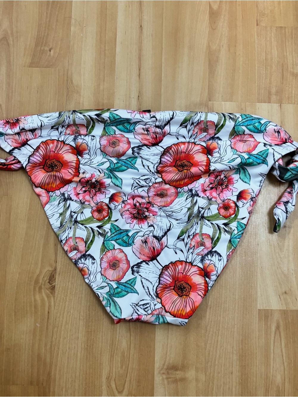 La Vie En Rose Floral Swim Bottoms in Coral, Pink & Green size small - Picture 2 of 5